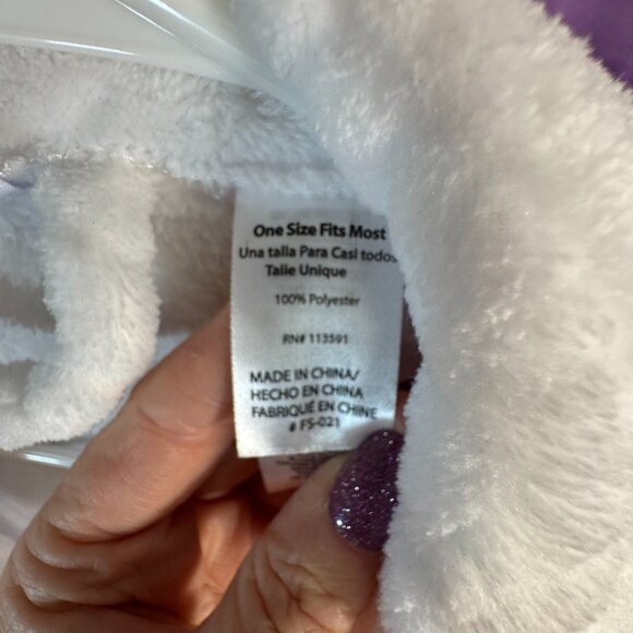 Hotel Spa Collection - Cozy White Plush Robe - White - OS - - Picture 4 of 5
